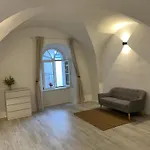 Hostel 24-7