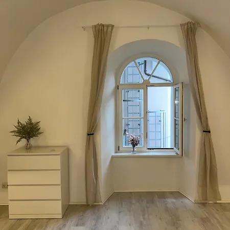 24-7 Hostel Pasawa