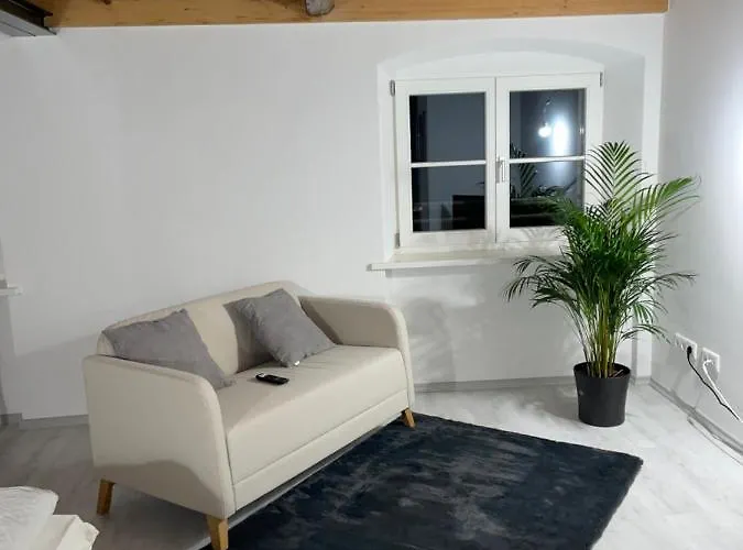 24-7 Hostel
